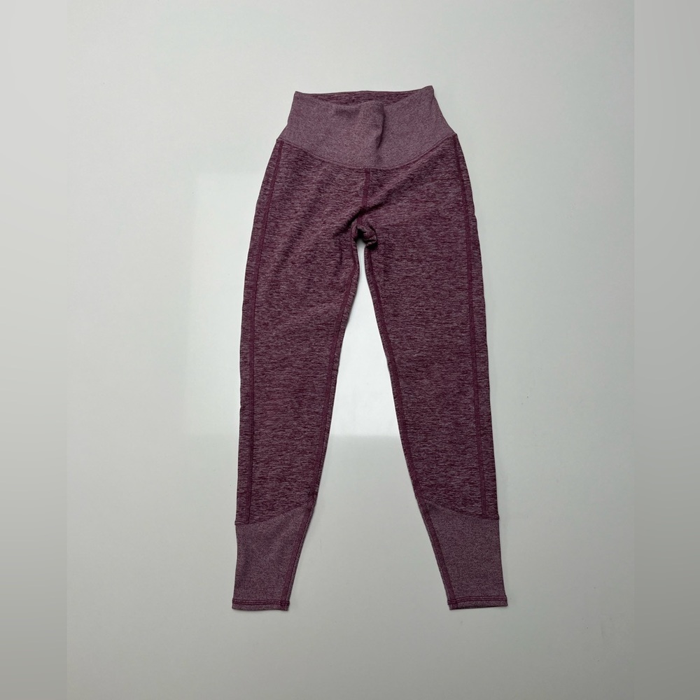 like new alo yoga alosoft leggings 7/8 length in dragonfruit pink XXS
